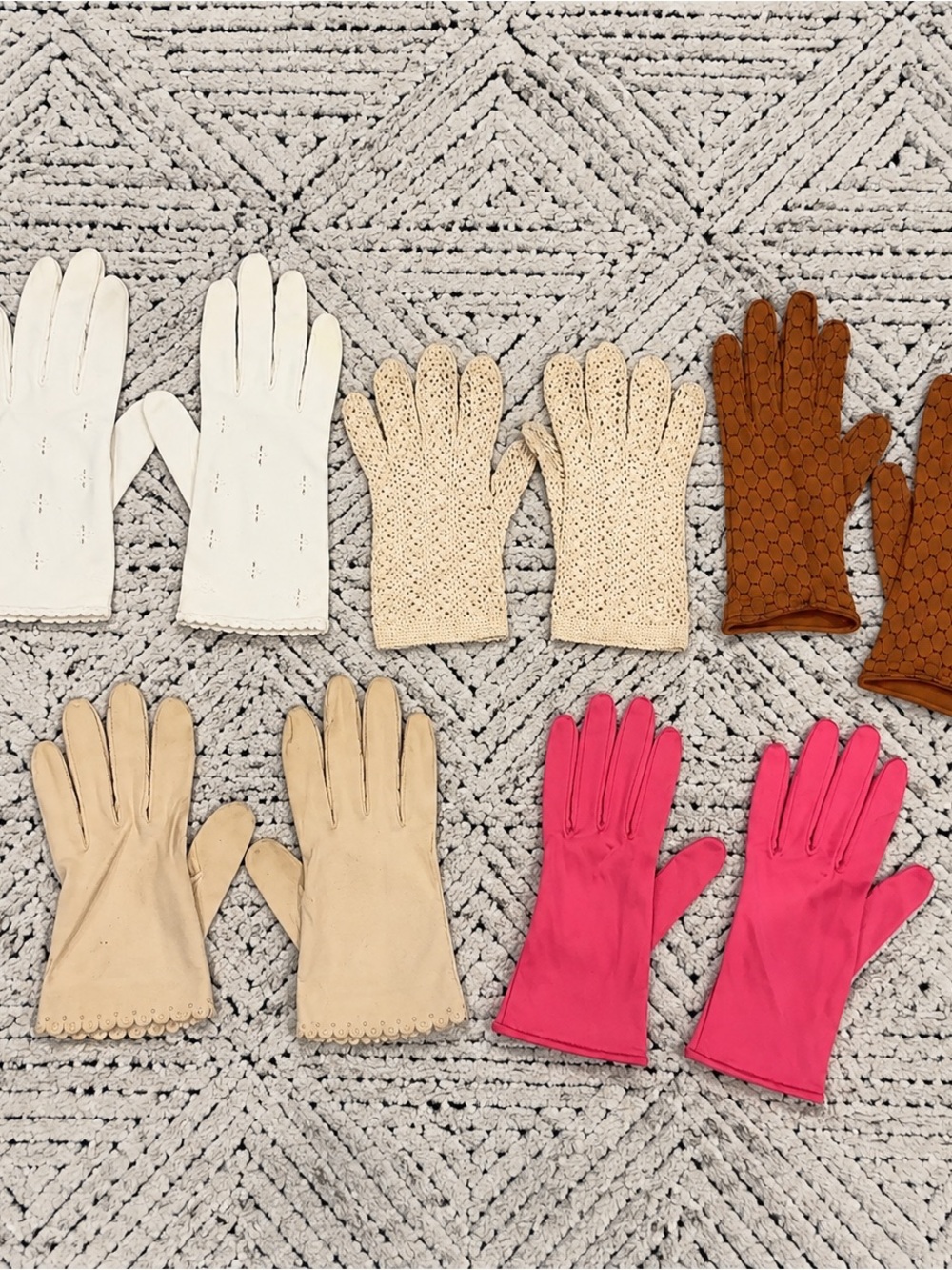 Lot of 5 Pairs of Vintage Woman’s Gloves